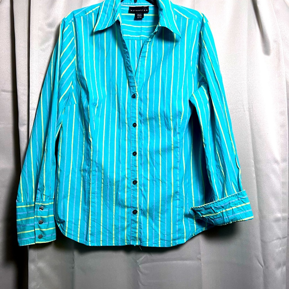 Pleated shirt v neck dress shirt